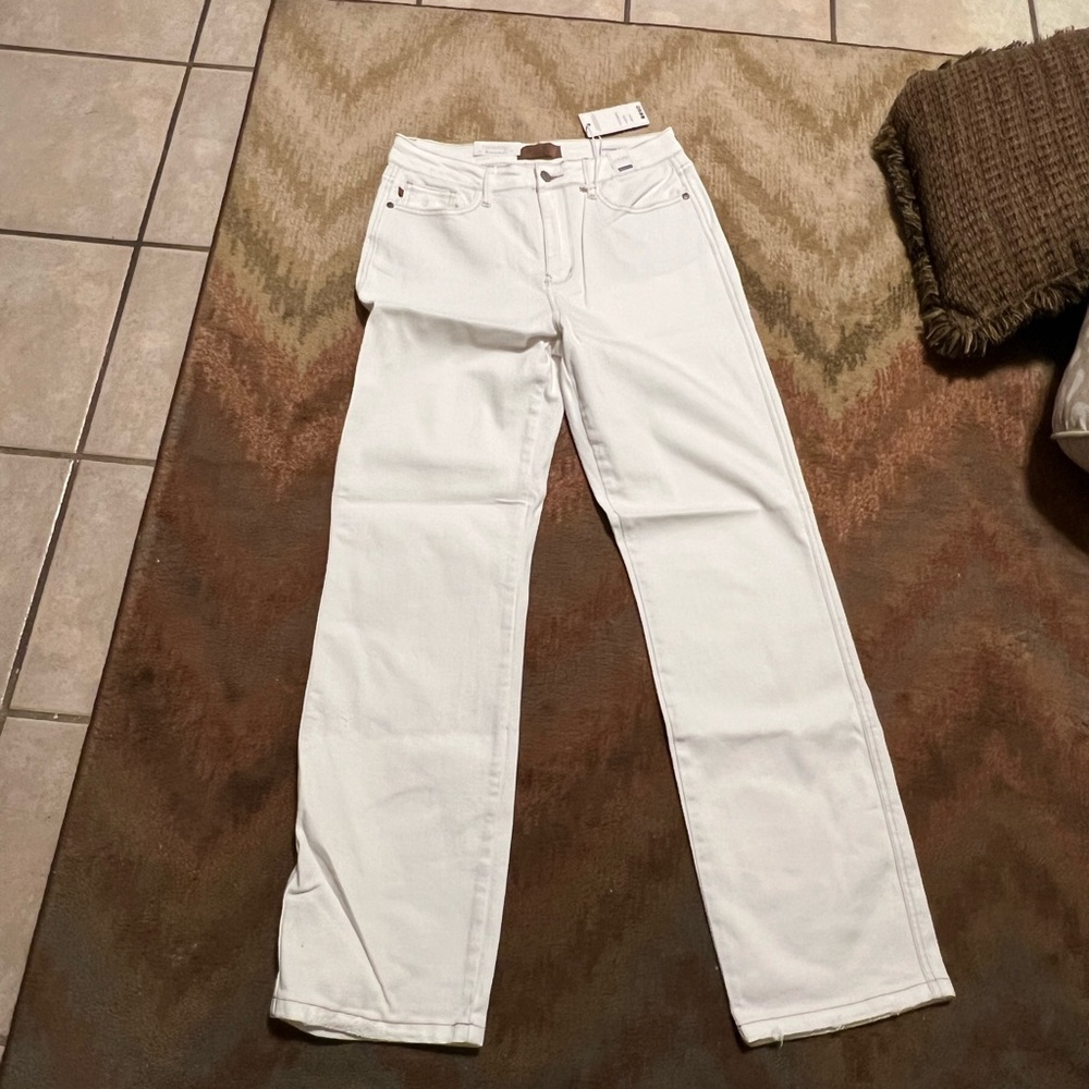 NWT size 9 Judy blue ecru straight fit jeans
